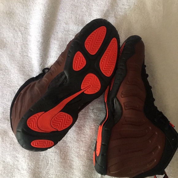 Nike Foamposite women’s 8 - Picture 3 of 3